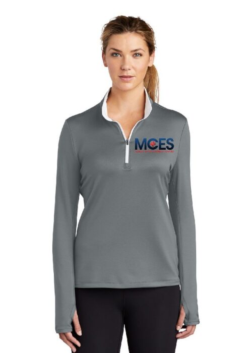 779796 Nike Ladies Half Zip